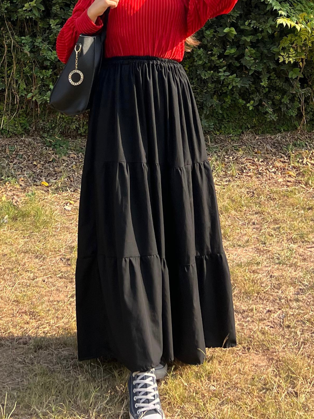 Black tier skirt