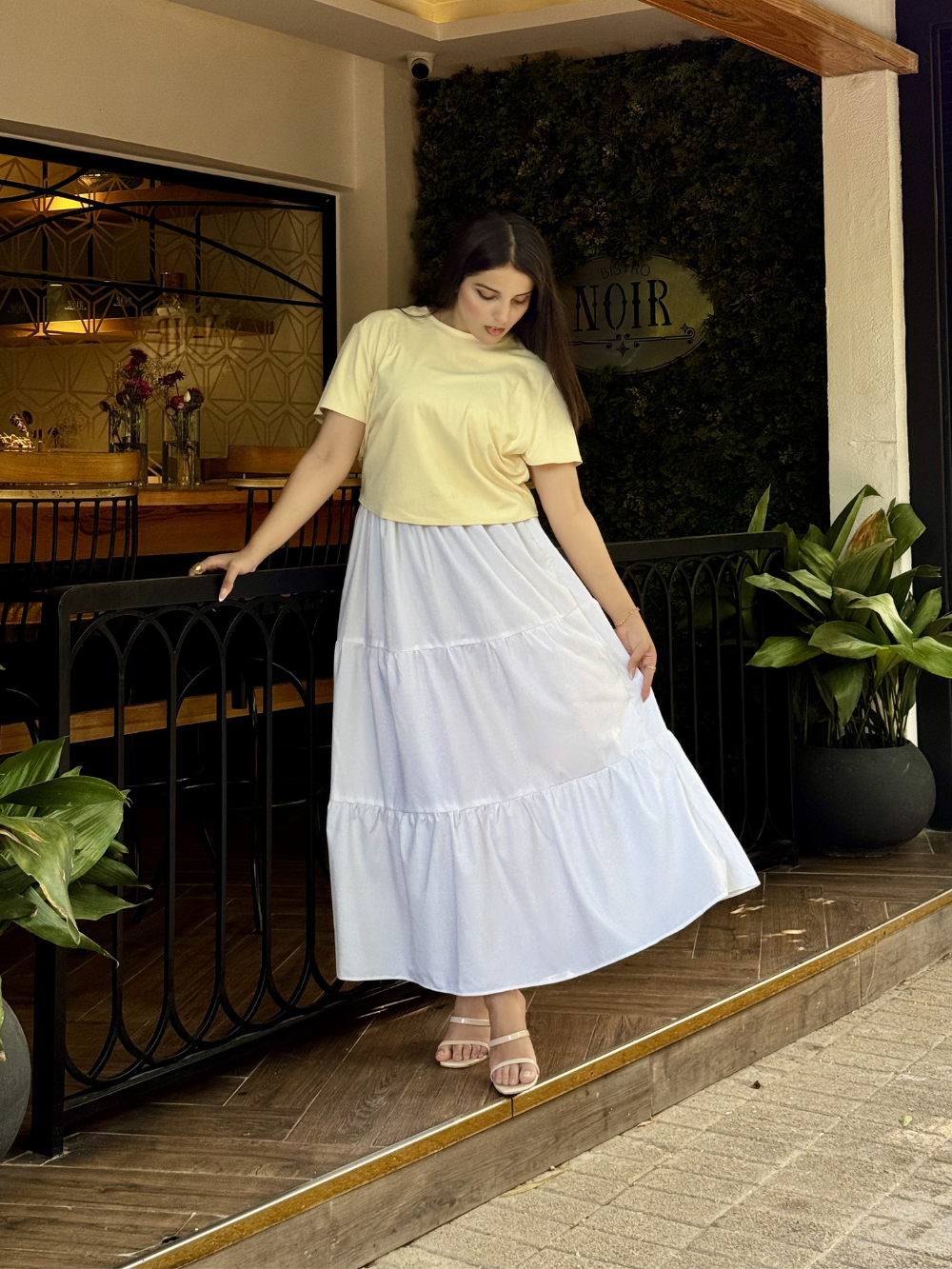 White tier skirt